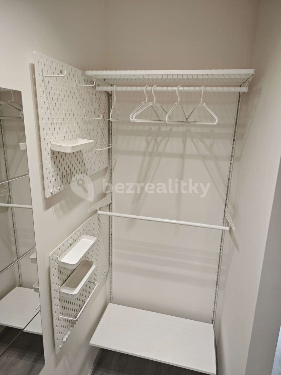 Pronájem bytu 2+kk 33 m², Turnovská, Praha, Praha Pronájem bytu 2+kk 33 m², Turnovská, Praha, Praha