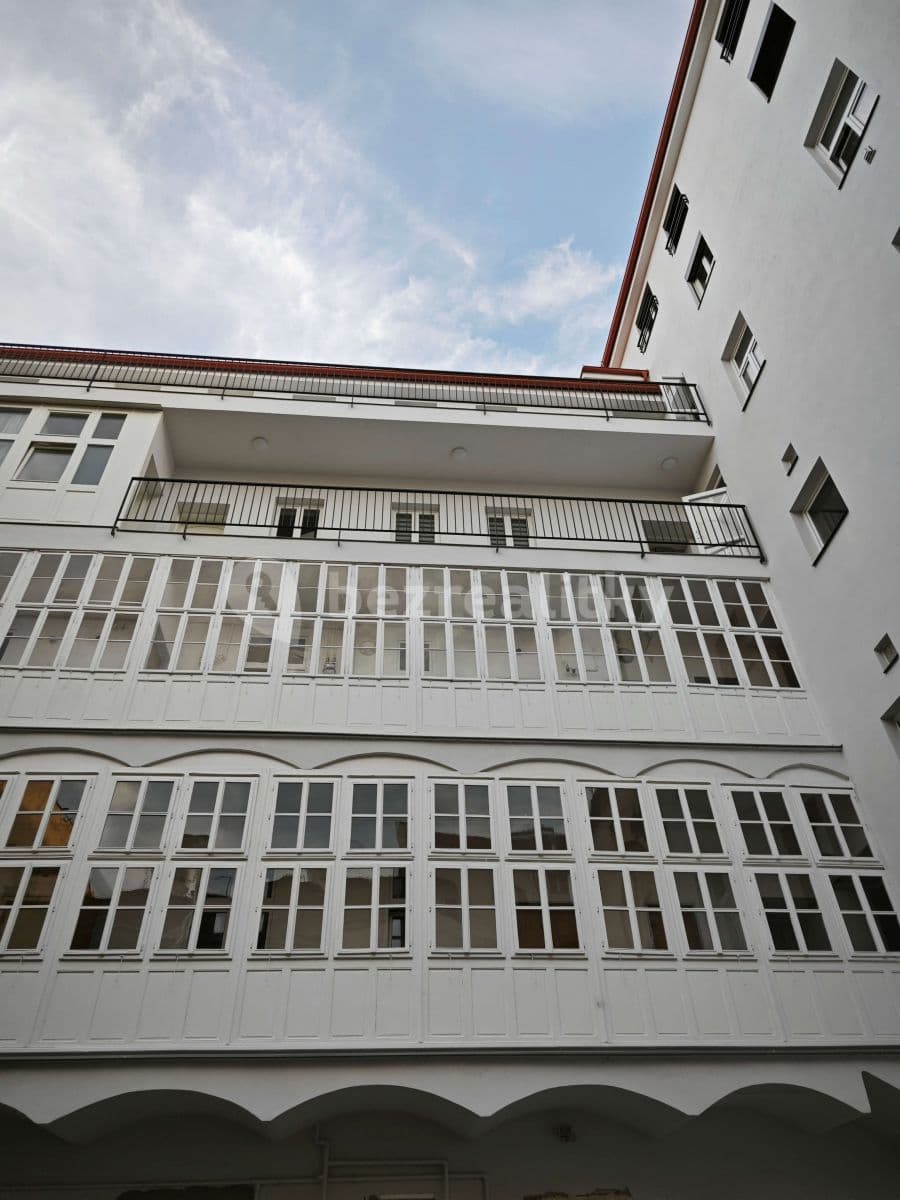 Pronájem bytu 2+kk 33 m², Turnovská, Praha, Praha Pronájem bytu 2+kk 33 m², Turnovská, Praha, Praha