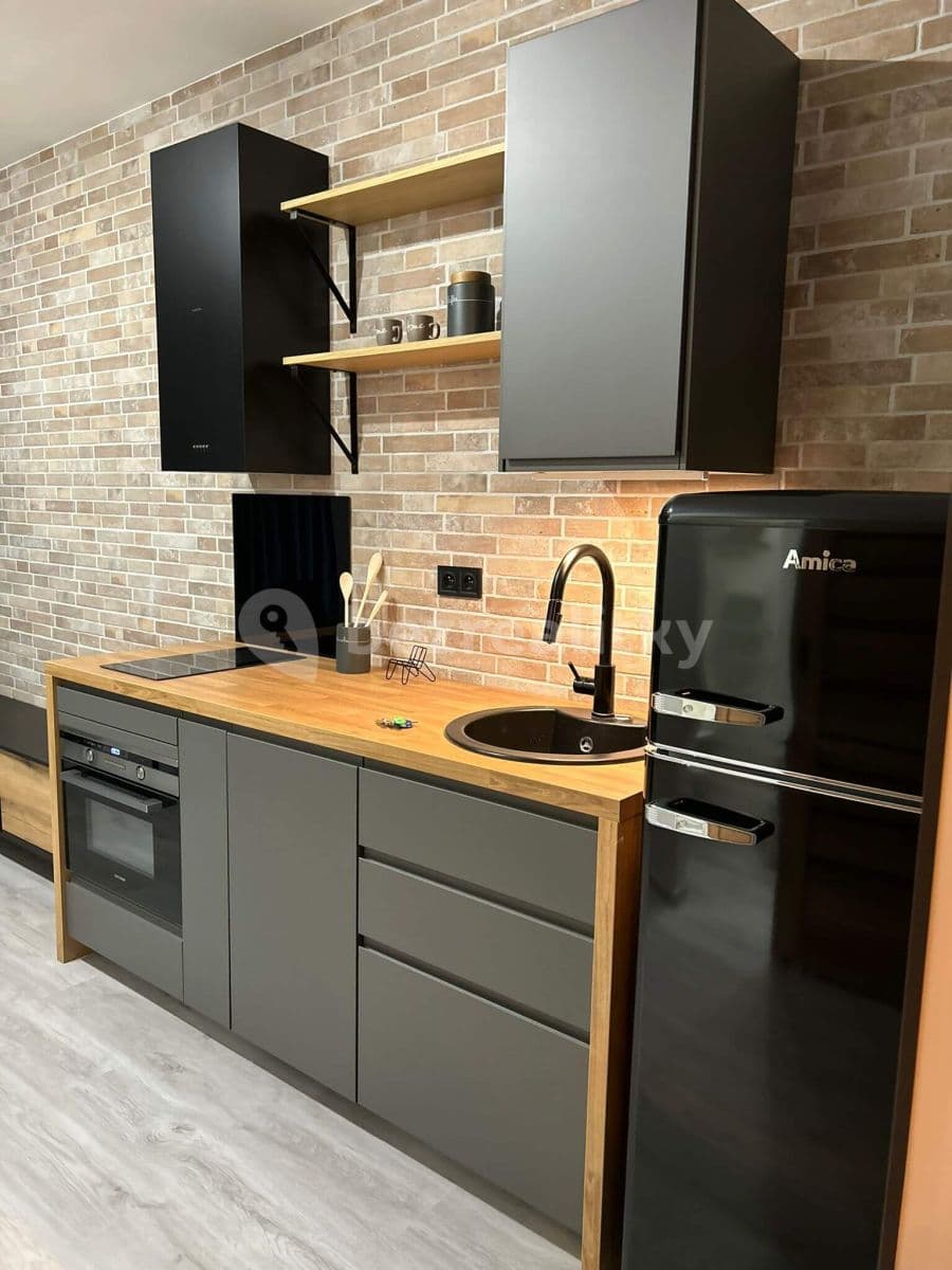 Pronájem bytu 2+kk 33 m², Turnovská, Praha, Praha Pronájem bytu 2+kk 33 m², Turnovská, Praha, Praha