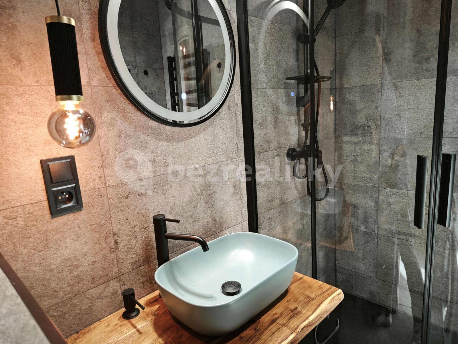 Pronájem bytu 2+kk 33 m², Turnovská, Praha, Praha Pronájem bytu 2+kk 33 m², Turnovská, Praha, Praha