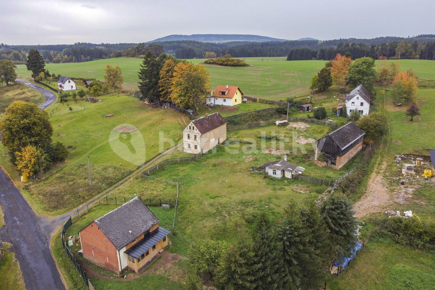 Prodej pozemku 1.000 m², Toužim, Karlovarský kraj