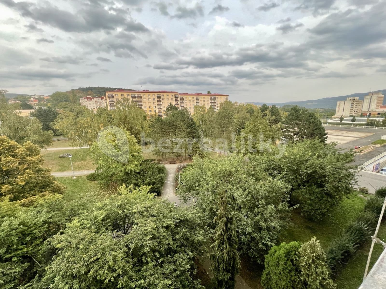 Pronájem bytu 1+1 38 m², Pod Parkem, Ústí nad Labem, Ústecký kraj Pronájem bytu 1+1 38 m², Pod Parkem, Ústí nad Labem, Ústecký kraj