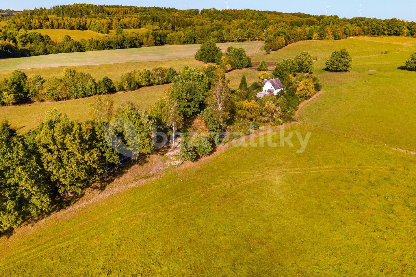 Prodej pozemku 2.690 m², Milhostov, Karlovarský kraj