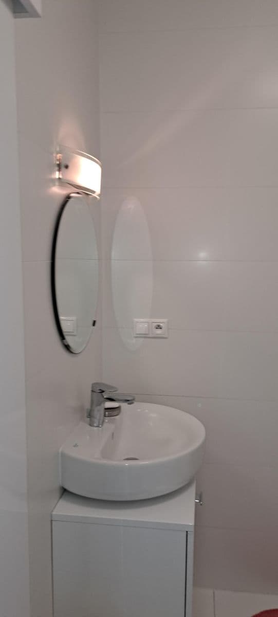Pronájem bytu 2+1 60 m², Knižkova dolina, Rača, Bratislavský kraj Pronájem bytu 2+1 60 m², Knižkova dolina, Rača, Bratislavský kraj