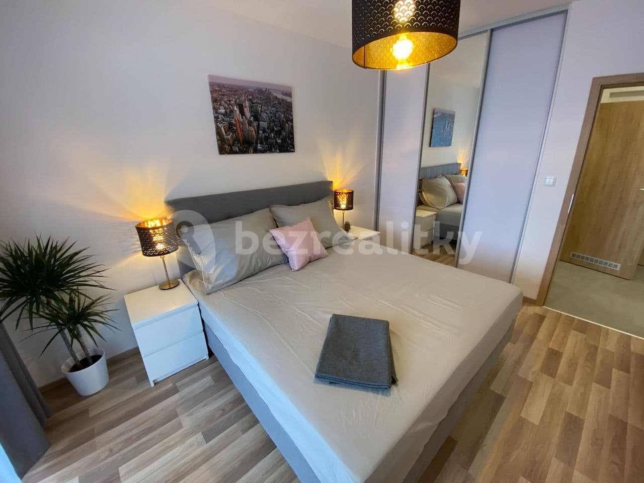 Pronájem bytu 2+kk 49 m², Karla Guta, Praha, Praha Pronájem bytu 2+kk 49 m², Karla Guta, Praha, Praha