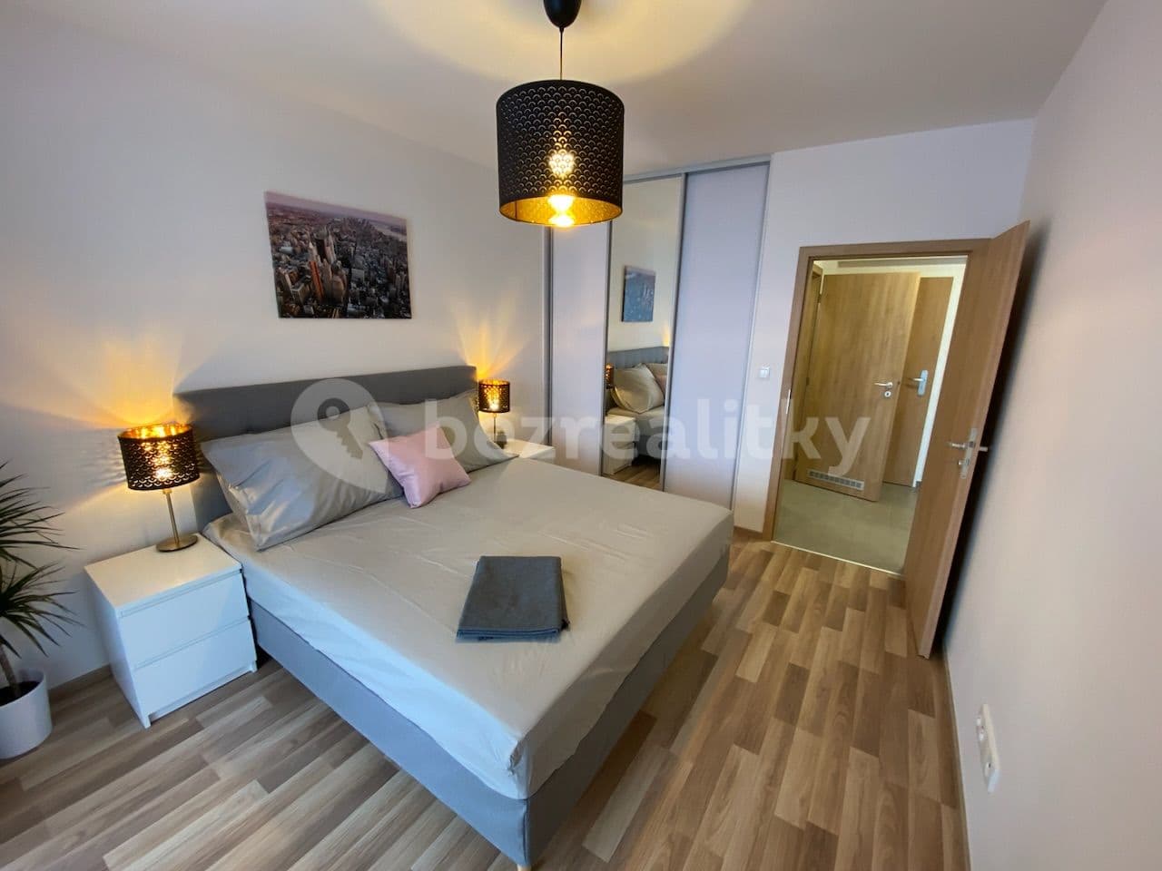 Pronájem bytu 2+kk 49 m², Karla Guta, Praha, Praha Pronájem bytu 2+kk 49 m², Karla Guta, Praha, Praha