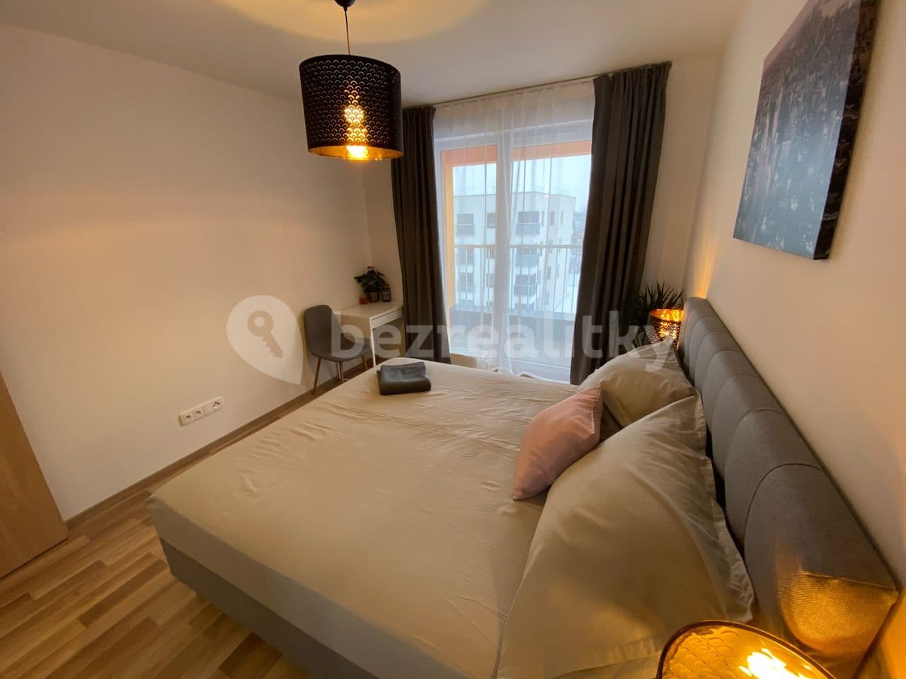 Pronájem bytu 2+kk 49 m², Karla Guta, Praha, Praha Pronájem bytu 2+kk 49 m², Karla Guta, Praha, Praha