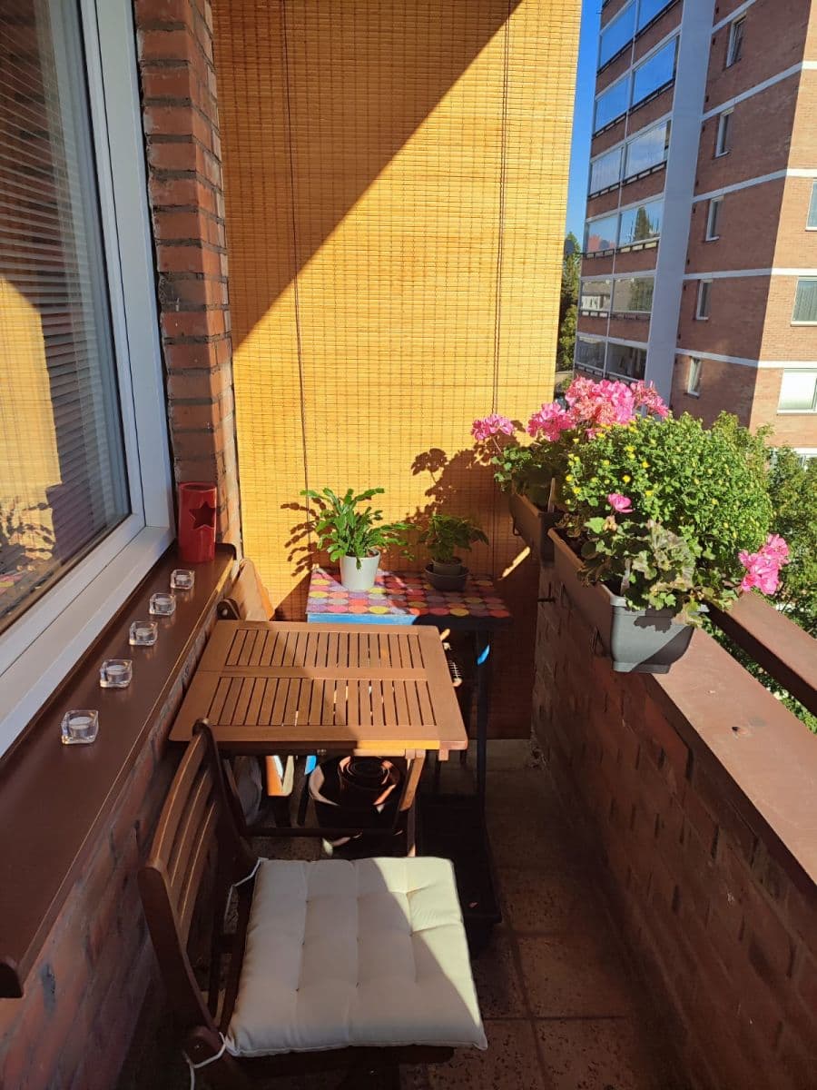 Pronájem bytu Garsoniéra 27 m², V Dolině, Praha, Praha Pronájem bytu Garsoniéra 27 m², V Dolině, Praha, Praha