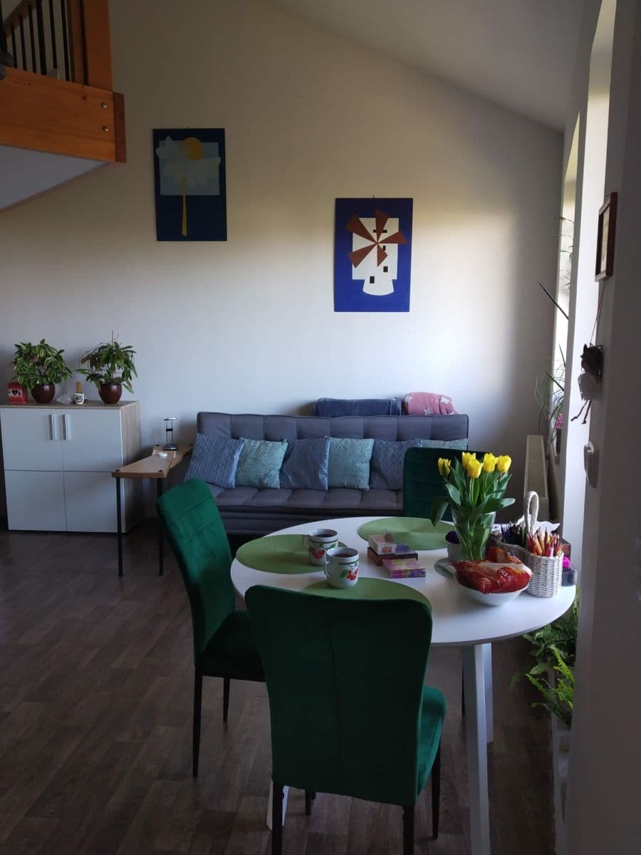 Pronájem bytu 1+kk 30 m², Slunečná, Sulice, Středočeský kraj Pronájem bytu 1+kk 30 m², Slunečná, Sulice, Středočeský kraj