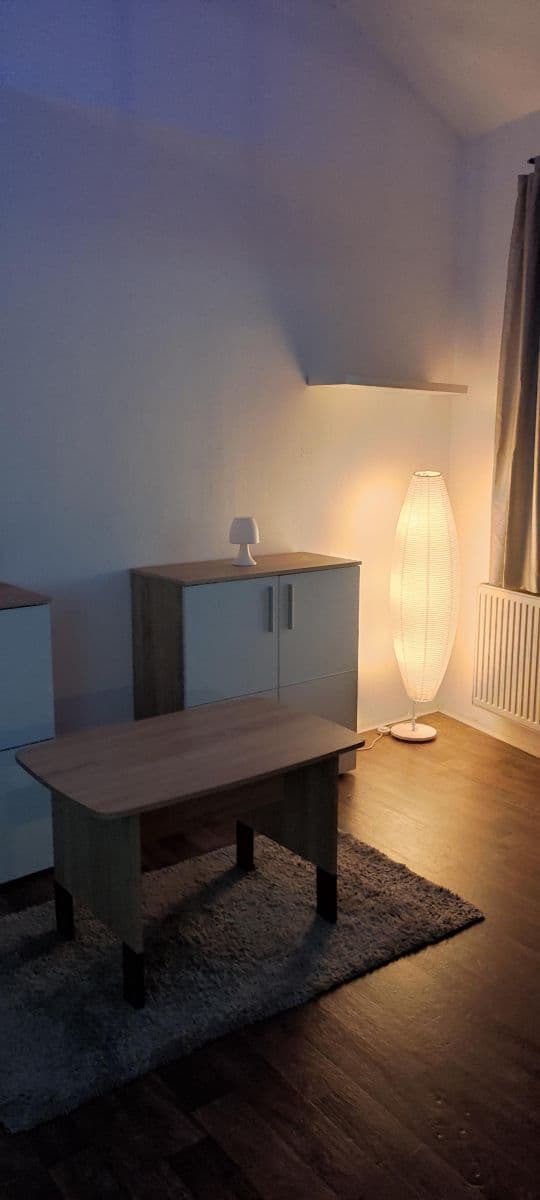 Pronájem bytu 1+kk 30 m², Slunečná, Sulice, Středočeský kraj Pronájem bytu 1+kk 30 m², Slunečná, Sulice, Středočeský kraj