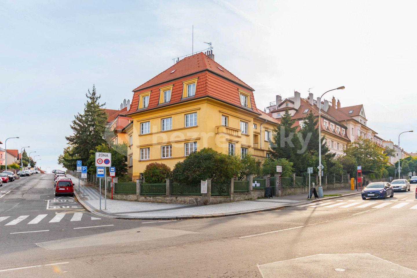 Prodej bytu 3+1 77 m², Peroutkova, Praha, Praha