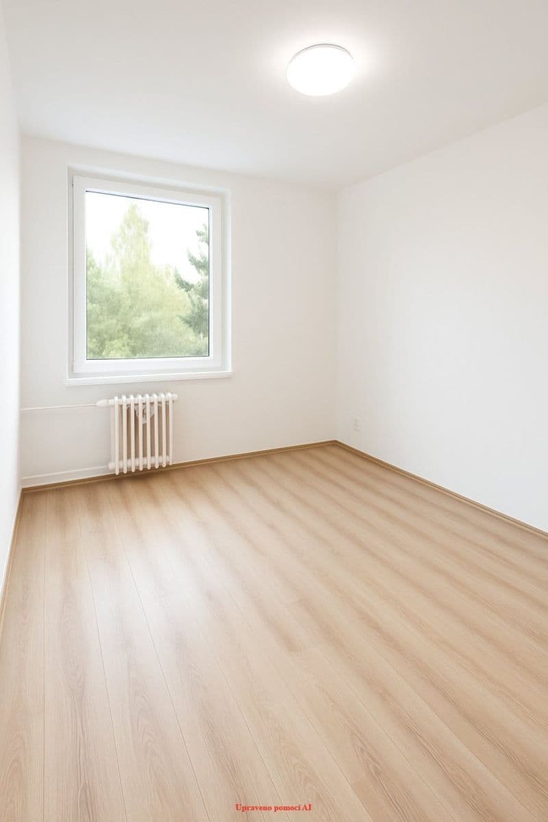 Pronájem bytu 3+1 65 m², Československé armády, Frýdek-Místek, Moravskoslezský kraj Pronájem bytu 3+1 65 m², Československé armády, Frýdek-Místek, Moravskoslezský kraj