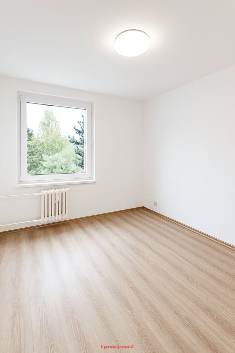 Pronájem bytu 3+1 65 m², Československé armády, Frýdek-Místek, Moravskoslezský kraj Pronájem bytu 3+1 65 m², Československé armády, Frýdek-Místek, Moravskoslezský kraj