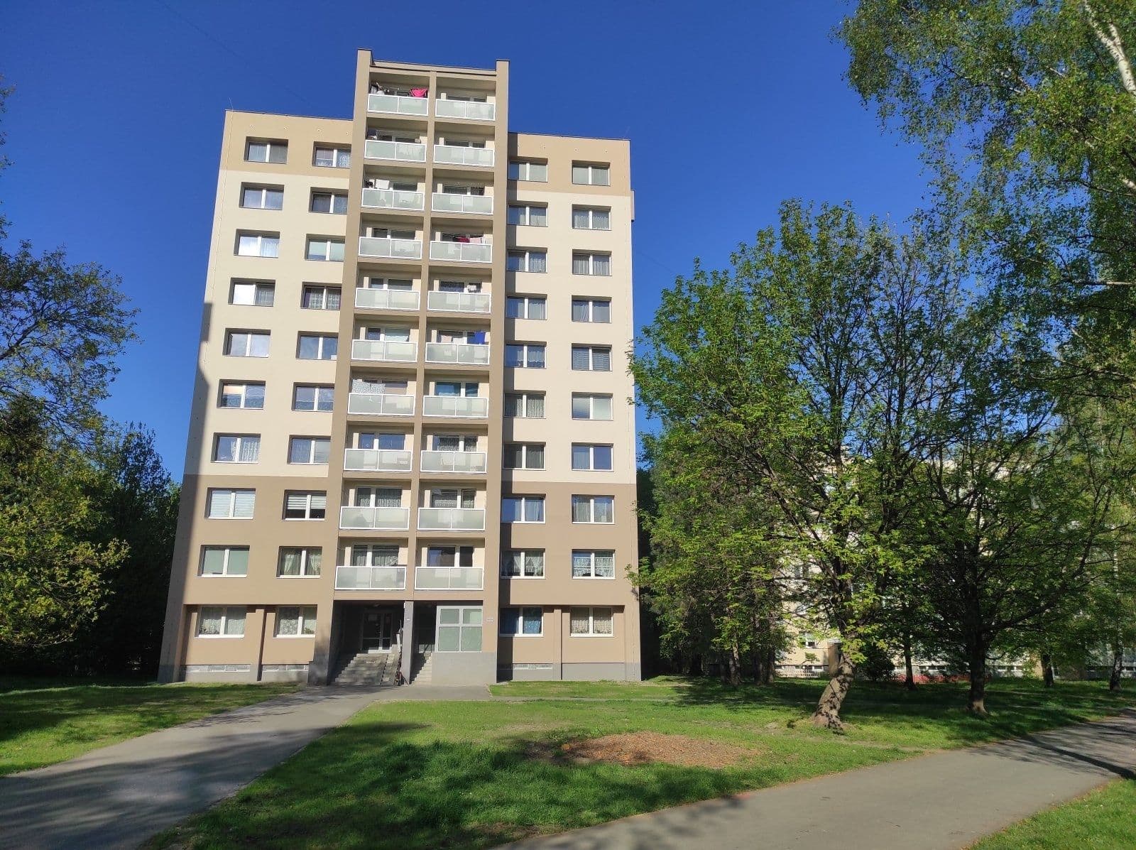 Pronájem bytu 3+1 65 m², Československé armády, Frýdek-Místek, Moravskoslezský kraj Pronájem bytu 3+1 65 m², Československé armády, Frýdek-Místek, Moravskoslezský kraj