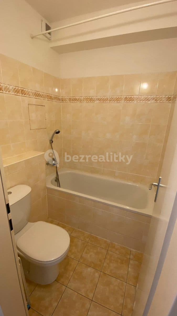 Pronájem bytu 1+kk 30 m², Přeštická, Praha, Praha Pronájem bytu 1+kk 30 m², Přeštická, Praha, Praha