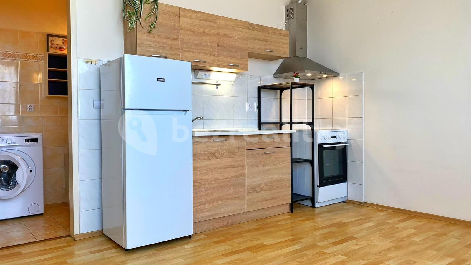 Pronájem bytu 1+kk 30 m², Přeštická, Praha, Praha Pronájem bytu 1+kk 30 m², Přeštická, Praha, Praha