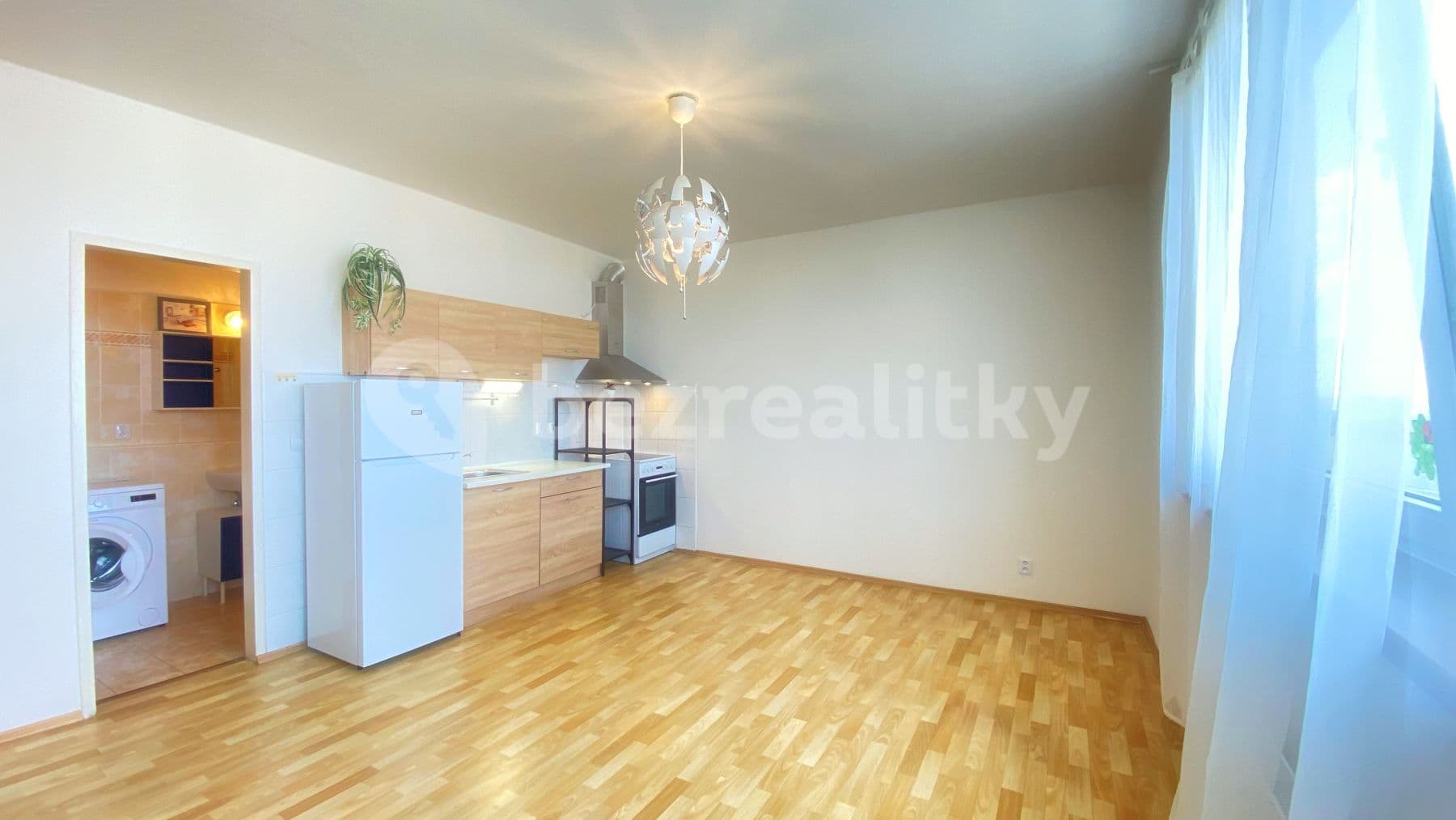 Pronájem bytu 1+kk 30 m², Přeštická, Praha, Praha Pronájem bytu 1+kk 30 m², Přeštická, Praha, Praha