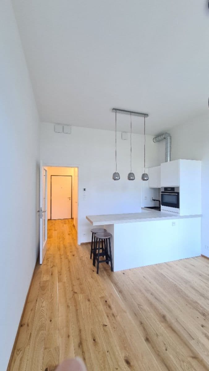 Pronájem bytu 1+kk 29 m², Na Dračkách, Praha, Praha Pronájem bytu 1+kk 29 m², Na Dračkách, Praha, Praha
