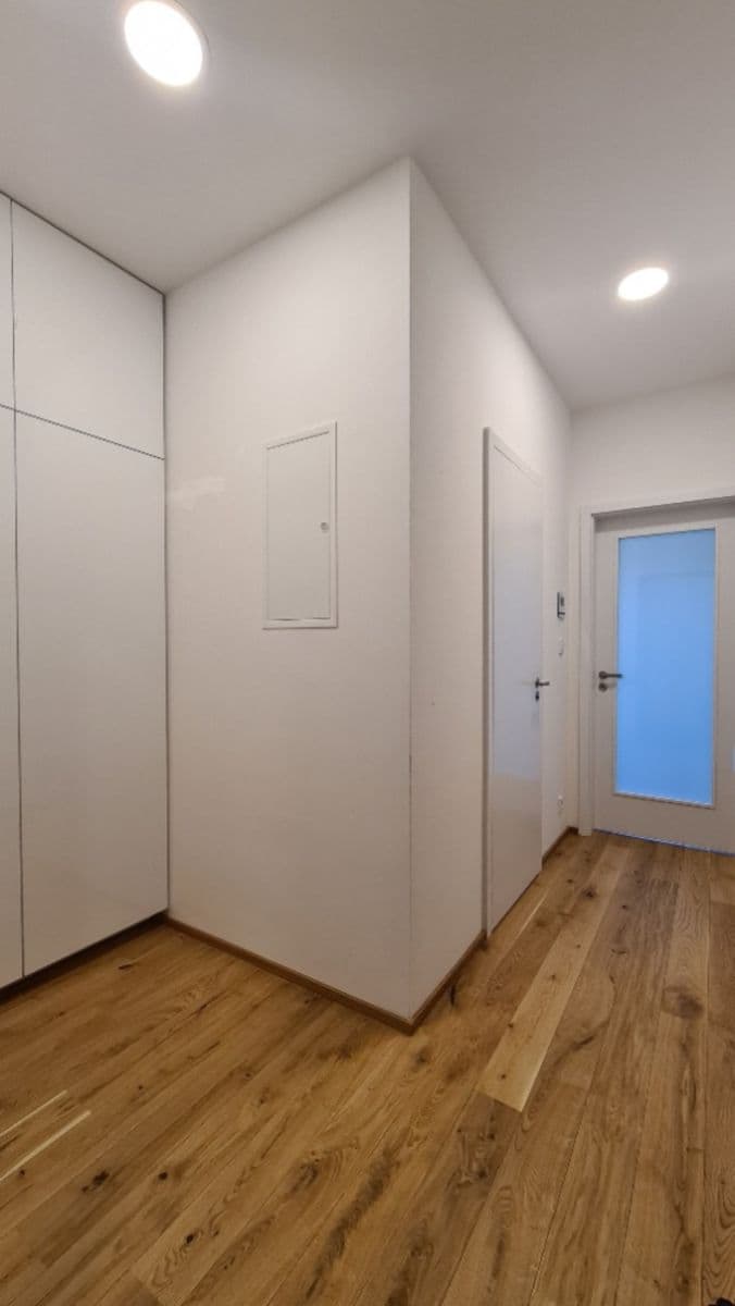 Pronájem bytu 1+kk 29 m², Na Dračkách, Praha, Praha Pronájem bytu 1+kk 29 m², Na Dračkách, Praha, Praha