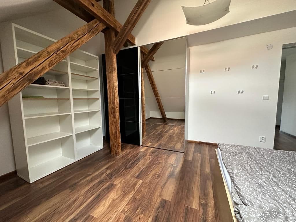 Pronájem bytu 2+kk 56 m², Klapkova, Praha, Praha Pronájem bytu 2+kk 56 m², Klapkova, Praha, Praha