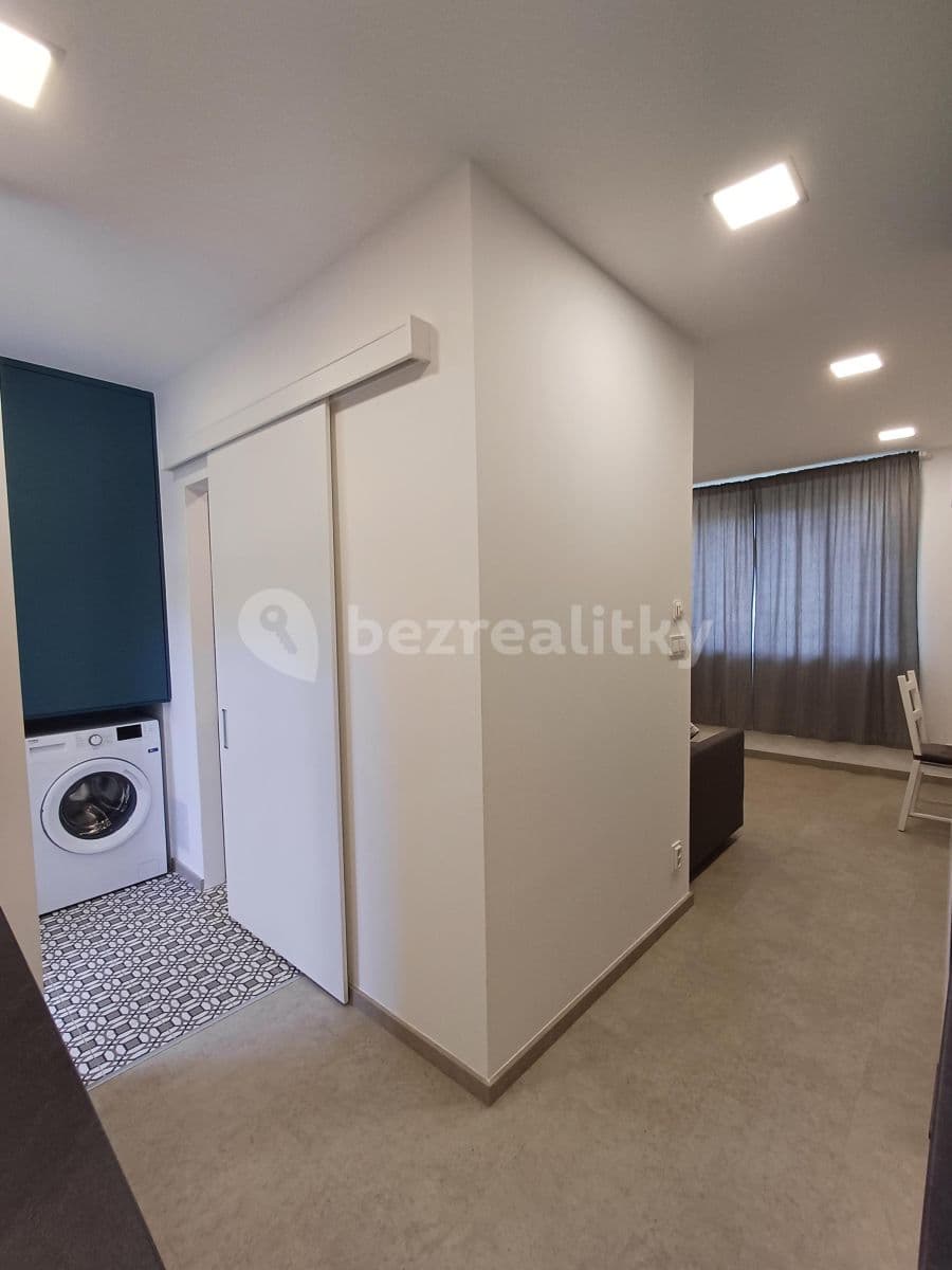 Pronájem bytu 1+kk 26 m², Gallašova, Brno, Jihomoravský kraj Pronájem bytu 1+kk 26 m², Gallašova, Brno, Jihomoravský kraj