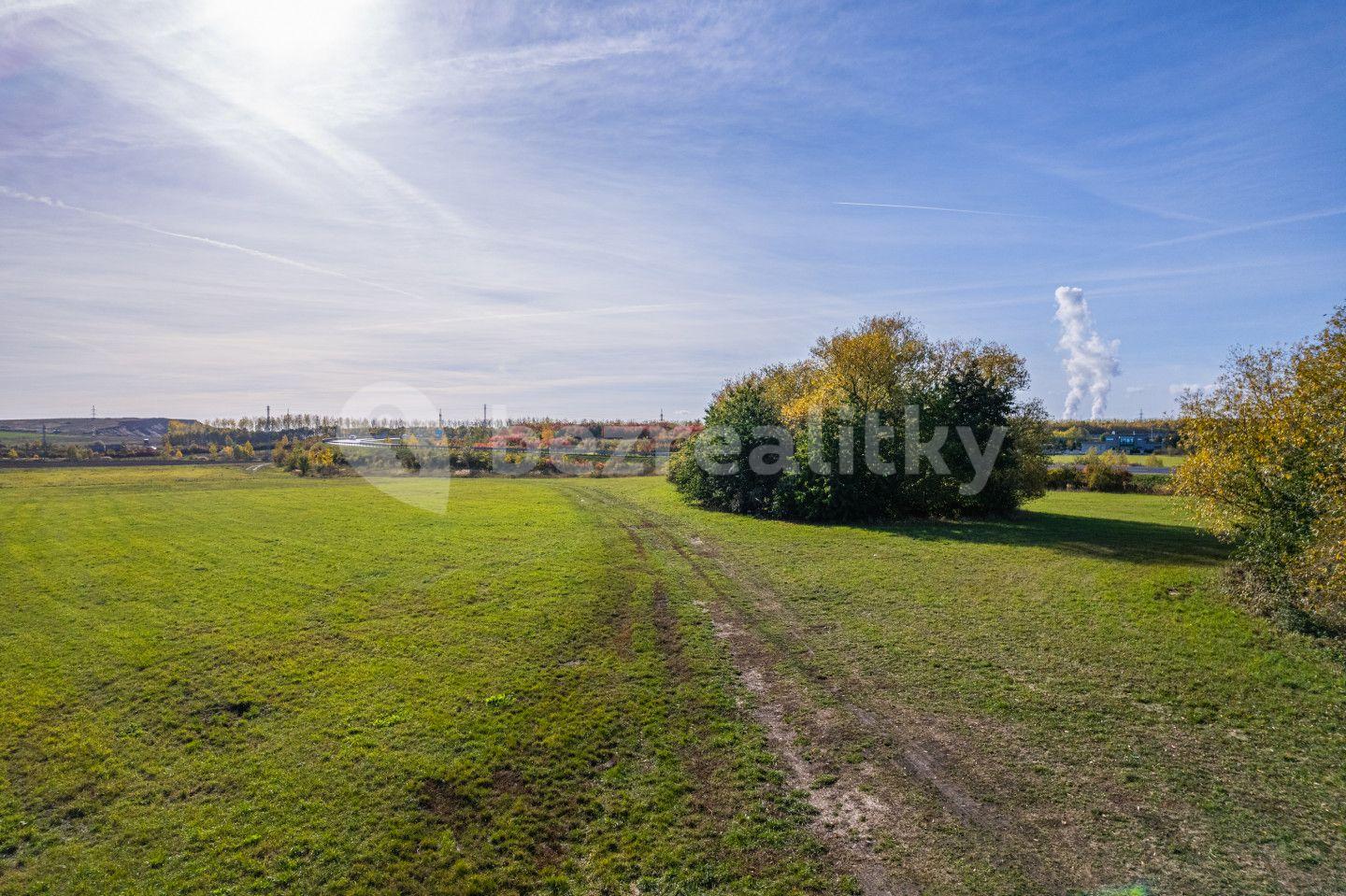 Prodej pozemku 4.195 m², Chomutovská, Spořice, Ústecký kraj