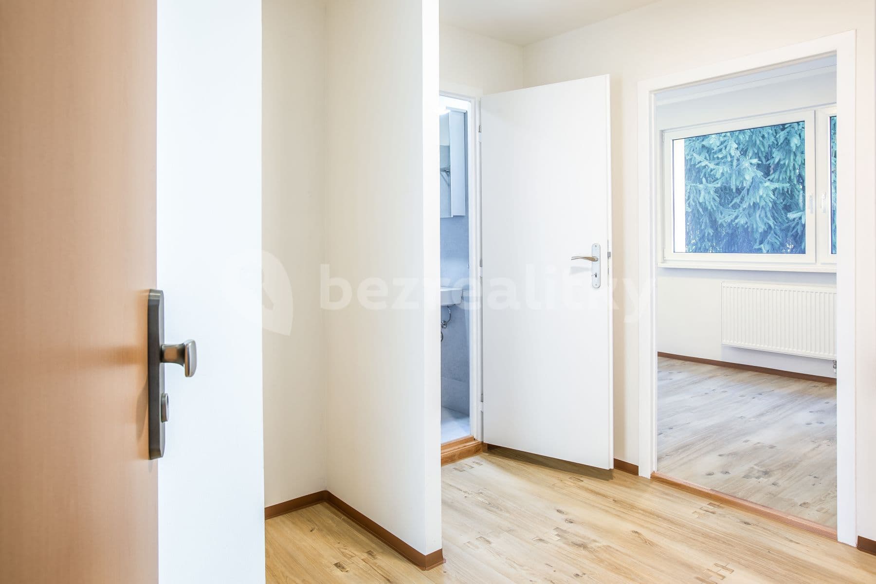 Pronájem bytu 2+kk 55 m², Hodkovická, Liberec, Liberecký kraj Pronájem bytu 2+kk 55 m², Hodkovická, Liberec, Liberecký kraj