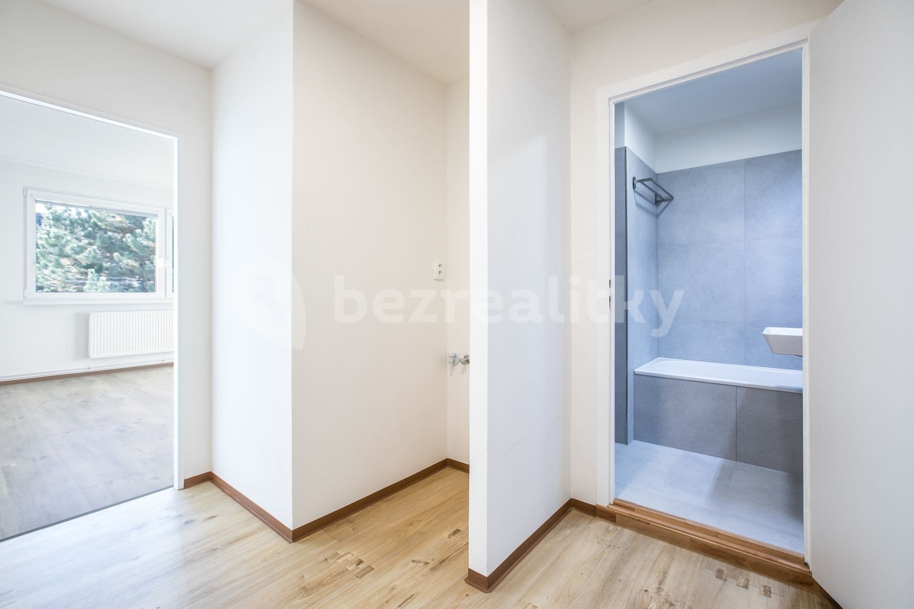 Pronájem bytu 2+kk 55 m², Hodkovická, Liberec, Liberecký kraj Pronájem bytu 2+kk 55 m², Hodkovická, Liberec, Liberecký kraj