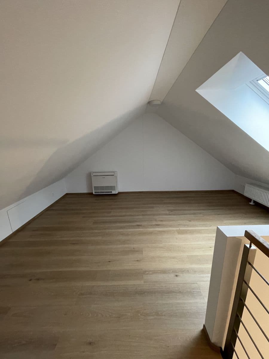 Pronájem bytu 2+kk 35 m², Pod Žvahovem, Praha, Praha Pronájem bytu 2+kk 35 m², Pod Žvahovem, Praha, Praha
