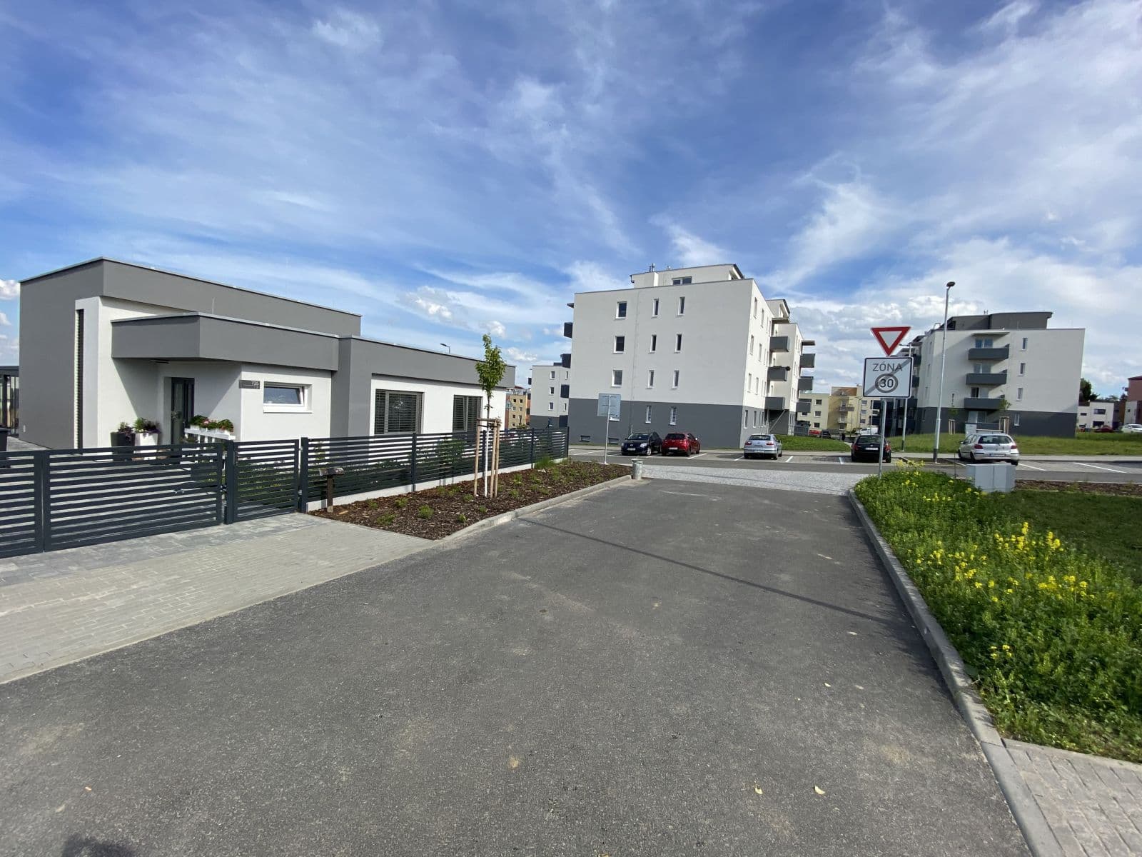 Pronájem bytu 1+kk 34 m², Žitavská, Jihlava, Kraj Vysočina Pronájem bytu 1+kk 34 m², Žitavská, Jihlava, Kraj Vysočina