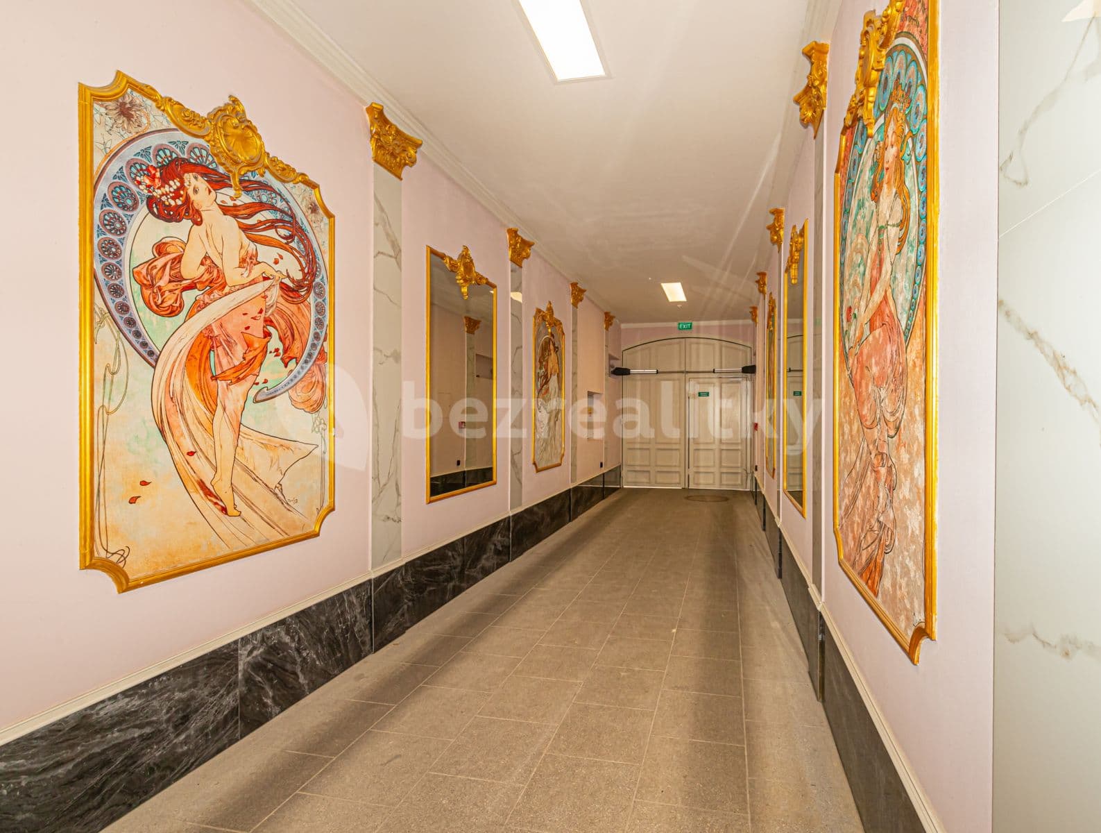 Pronájem bytu 1+kk 30 m², Záhřebská, Praha, Praha Pronájem bytu 1+kk 30 m², Záhřebská, Praha, Praha