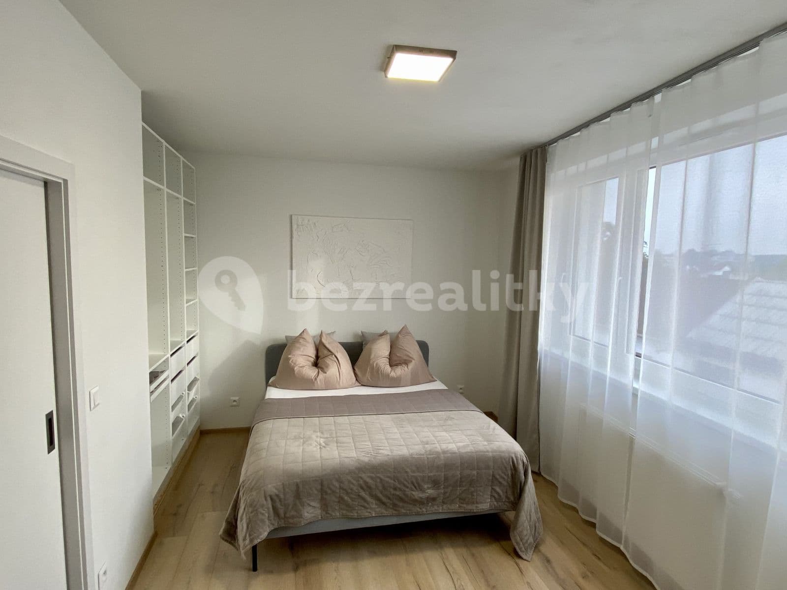 Pronájem bytu 2+kk 52 m², Východní, Pardubice, Pardubický kraj Pronájem bytu 2+kk 52 m², Východní, Pardubice, Pardubický kraj