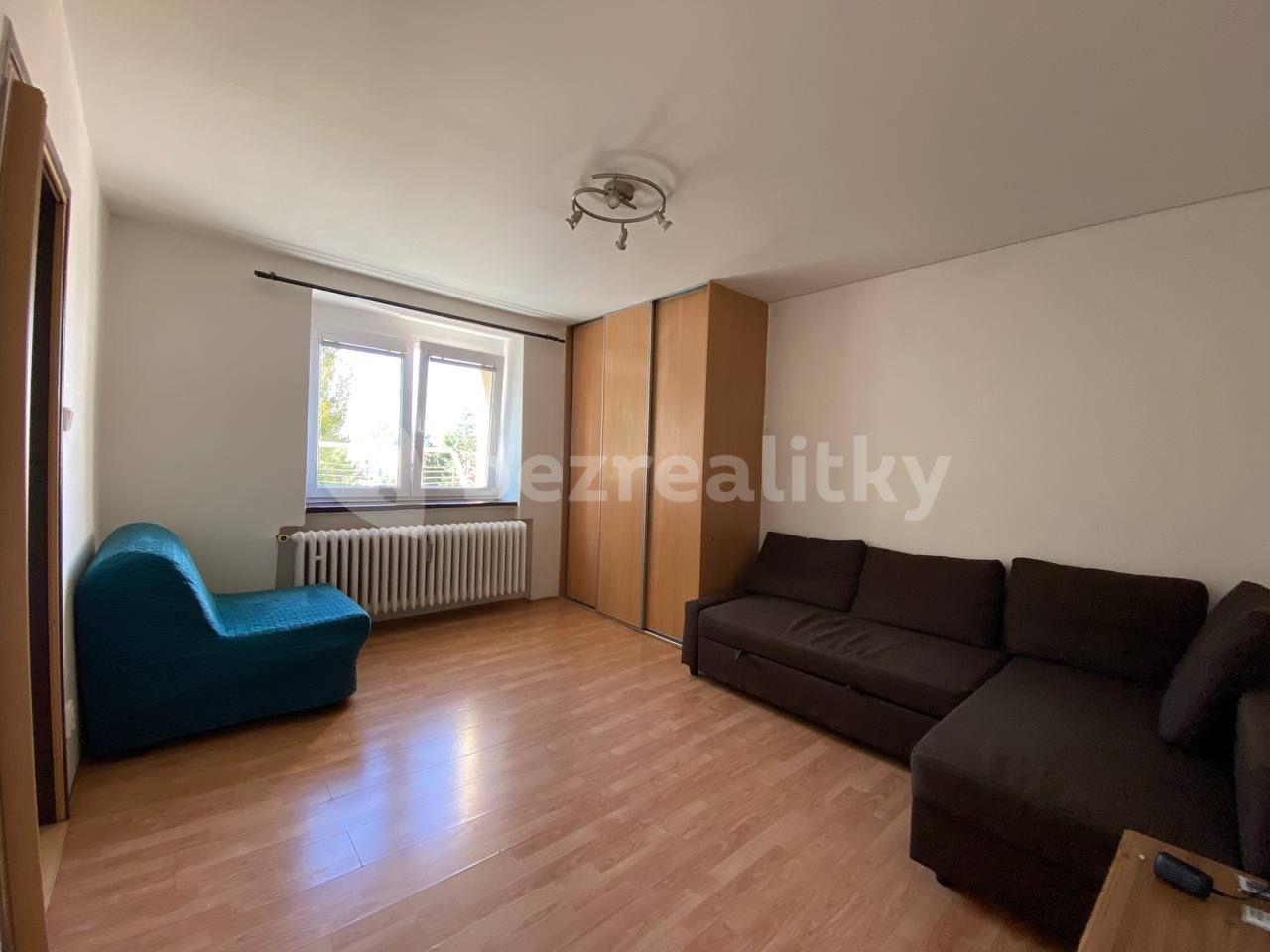 Pronájem bytu 1+1 32 m², Kordačova, Kladno, Středočeský kraj