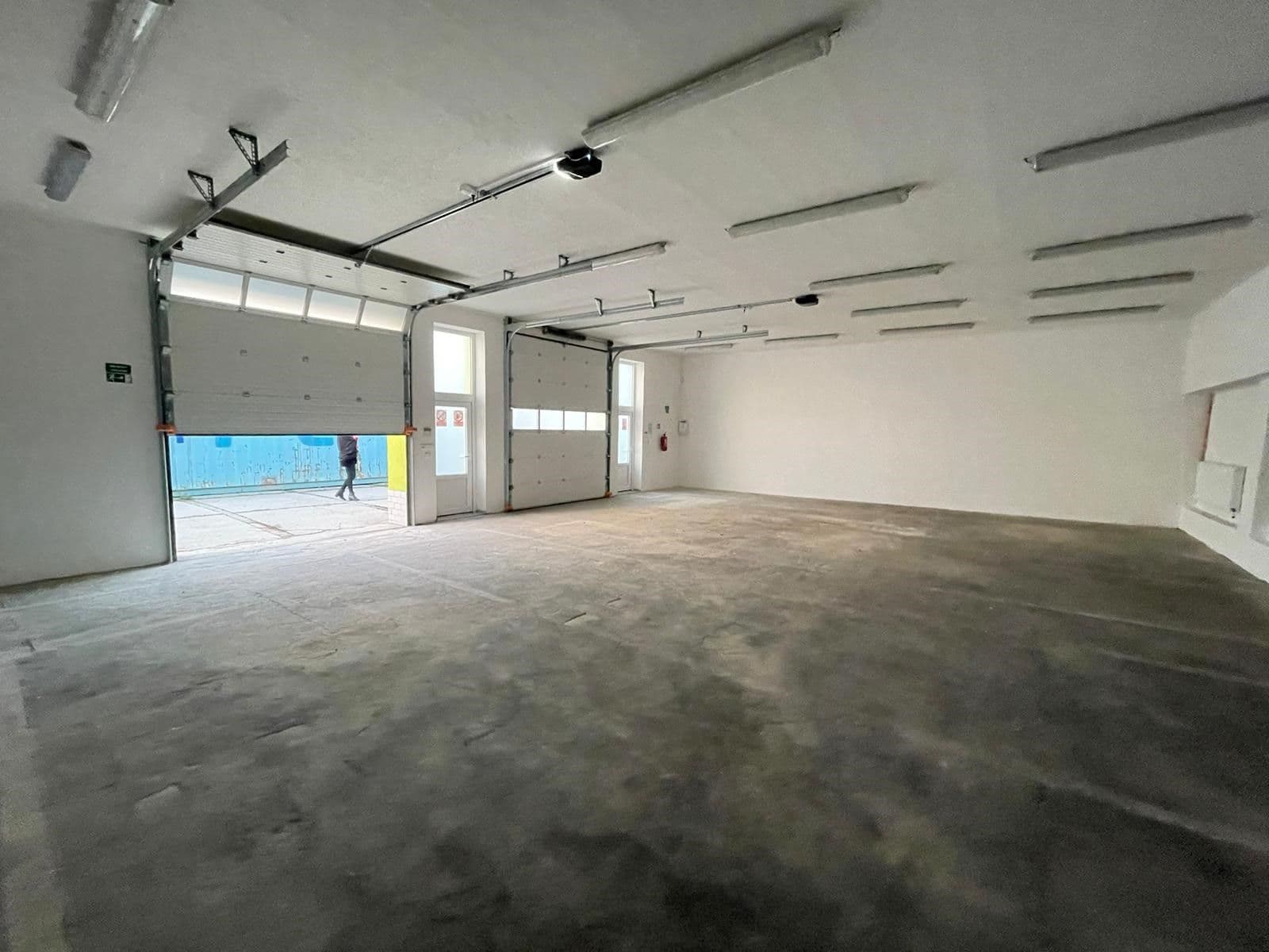 Pronájem nebytového prostoru 90 m², Samostatnost, Holešov, Zlínský kraj Pronájem nebytového prostoru 90 m², Samostatnost, Holešov, Zlínský kraj