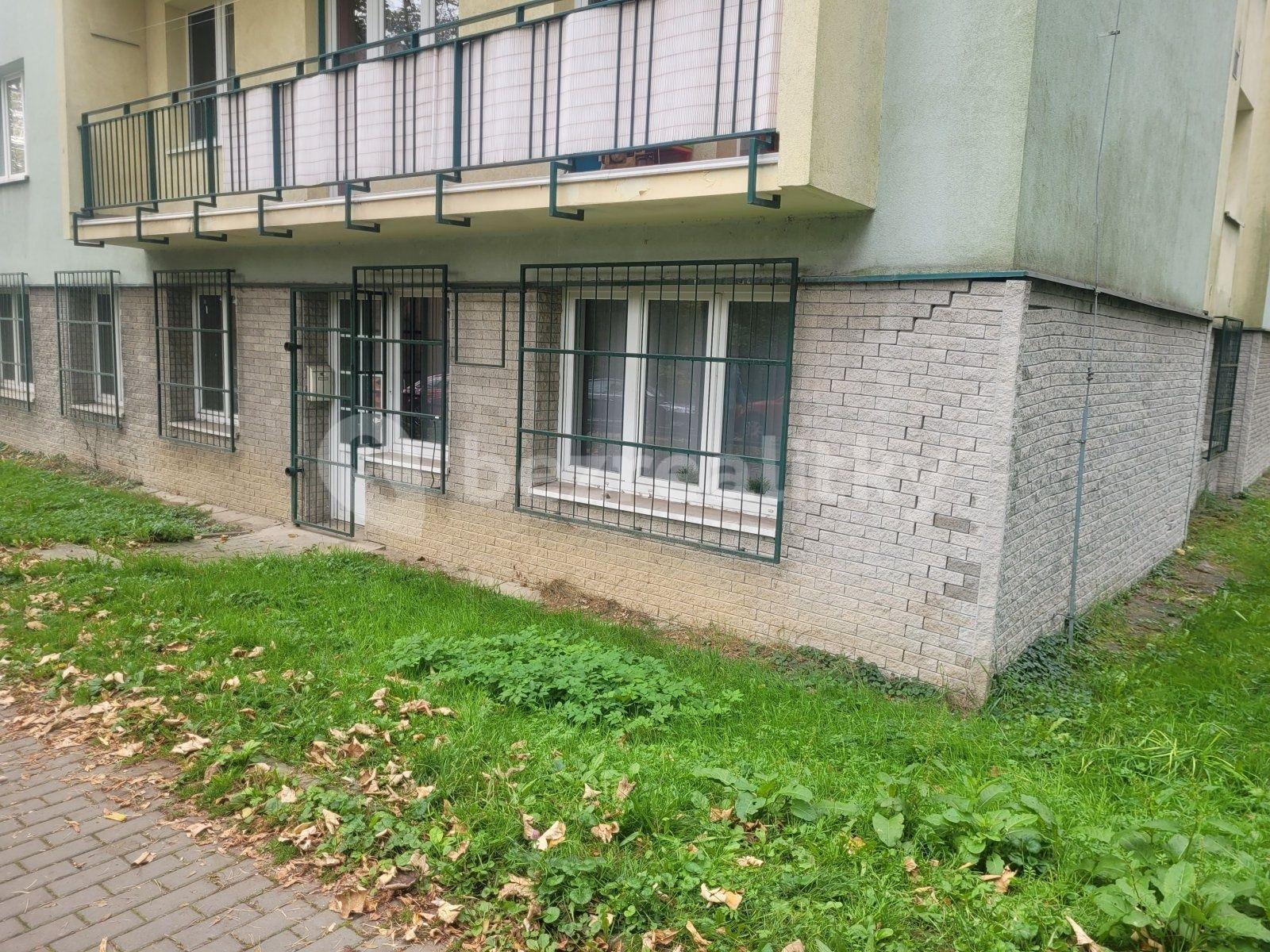 Pronájem nebytového prostoru 48 m², Školní, Orlová, Moravskoslezský kraj