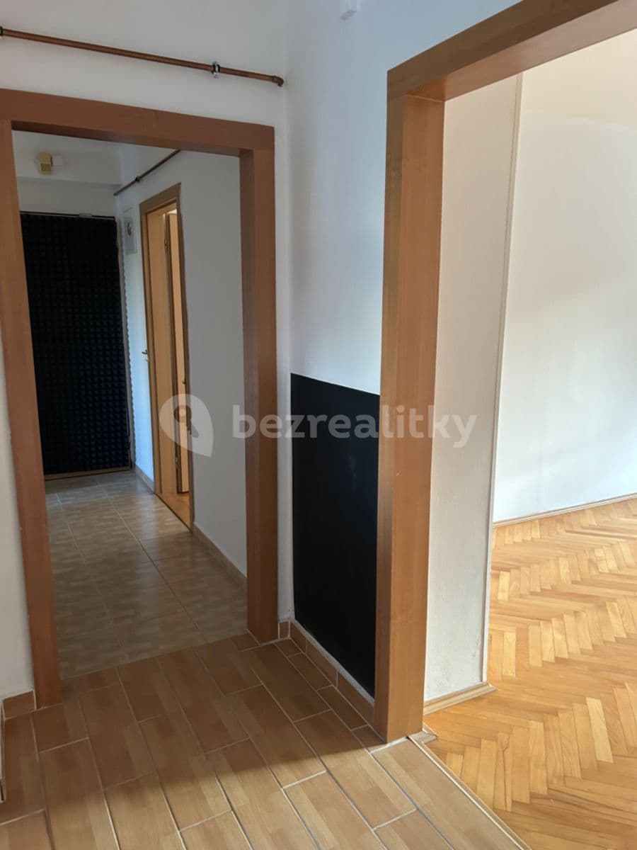 Pronájem bytu 2+1 57 m², Unhošťská, Kladno, Středočeský kraj Pronájem bytu 2+1 57 m², Unhošťská, Kladno, Středočeský kraj