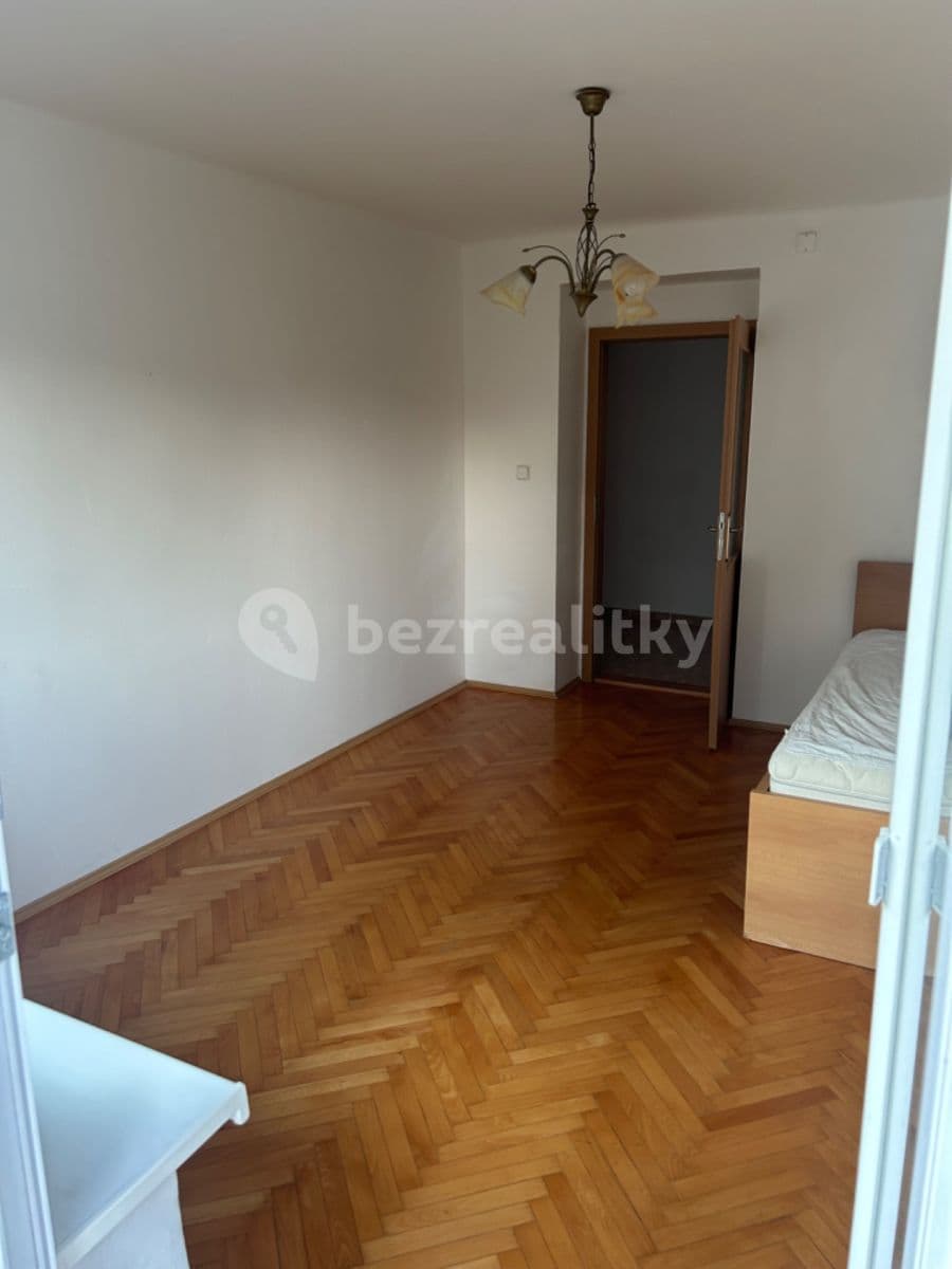 Pronájem bytu 2+1 57 m², Unhošťská, Kladno, Středočeský kraj Pronájem bytu 2+1 57 m², Unhošťská, Kladno, Středočeský kraj