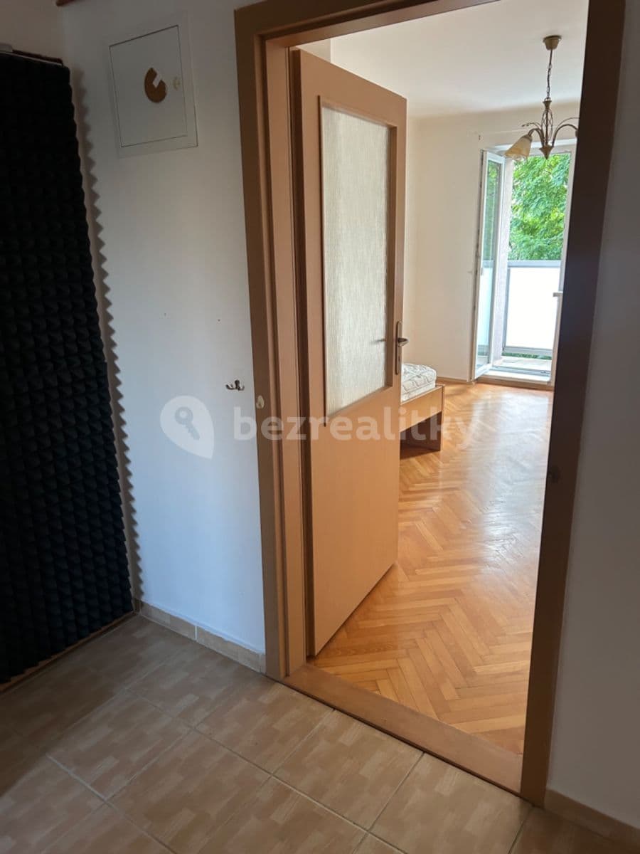 Pronájem bytu 2+1 57 m², Unhošťská, Kladno, Středočeský kraj Pronájem bytu 2+1 57 m², Unhošťská, Kladno, Středočeský kraj