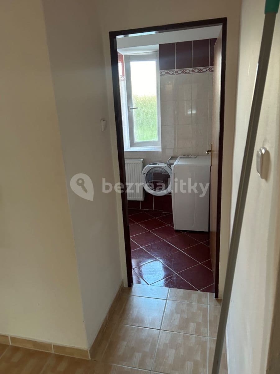 Pronájem bytu 2+1 57 m², Unhošťská, Kladno, Středočeský kraj Pronájem bytu 2+1 57 m², Unhošťská, Kladno, Středočeský kraj