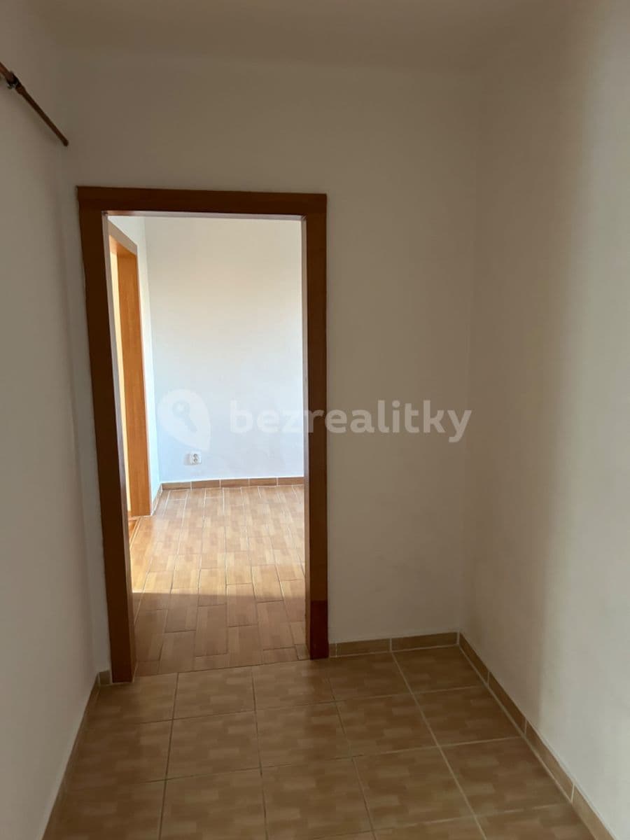 Pronájem bytu 2+1 57 m², Unhošťská, Kladno, Středočeský kraj Pronájem bytu 2+1 57 m², Unhošťská, Kladno, Středočeský kraj