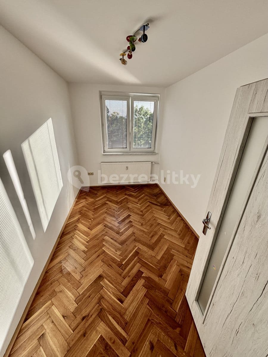 Pronájem bytu 3+kk 64 m², Svěchyňova, Chrudim, Pardubický kraj Pronájem bytu 3+kk 64 m², Svěchyňova, Chrudim, Pardubický kraj