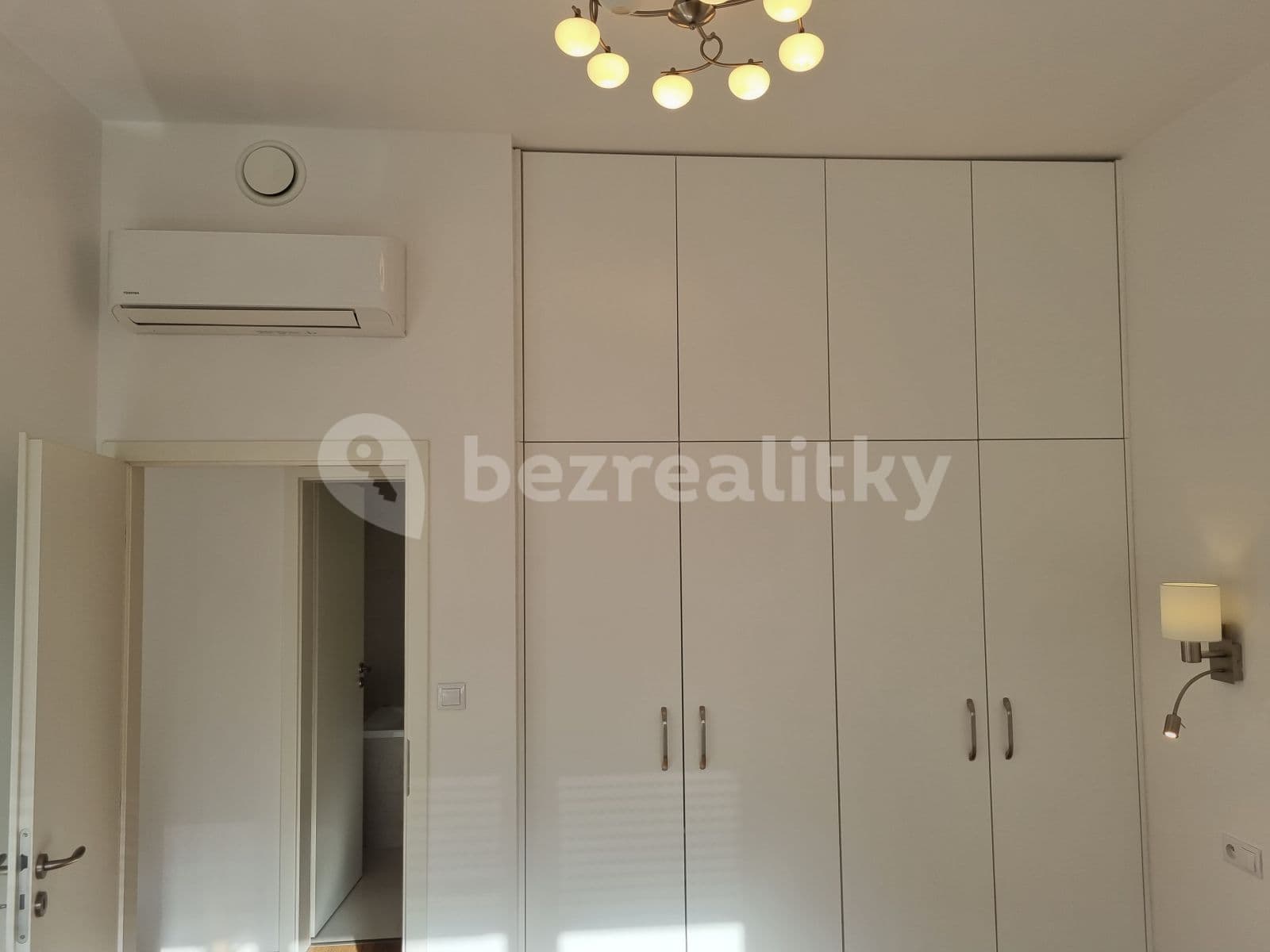 Pronájem bytu 2+kk 47 m², Antonínská, Praha, Praha Pronájem bytu 2+kk 47 m², Antonínská, Praha, Praha