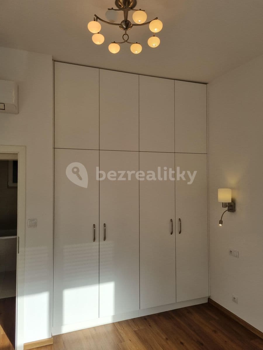 Pronájem bytu 2+kk 47 m², Antonínská, Praha, Praha Pronájem bytu 2+kk 47 m², Antonínská, Praha, Praha