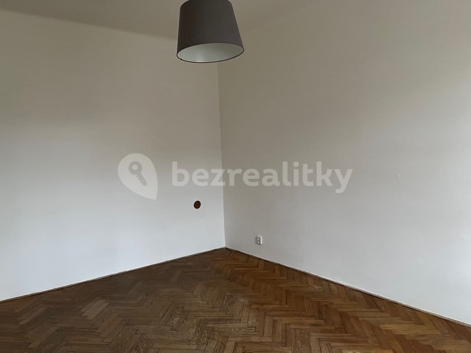 Pronájem bytu 2+1 55 m², Světická, Praha, Praha Pronájem bytu 2+1 55 m², Světická, Praha, Praha