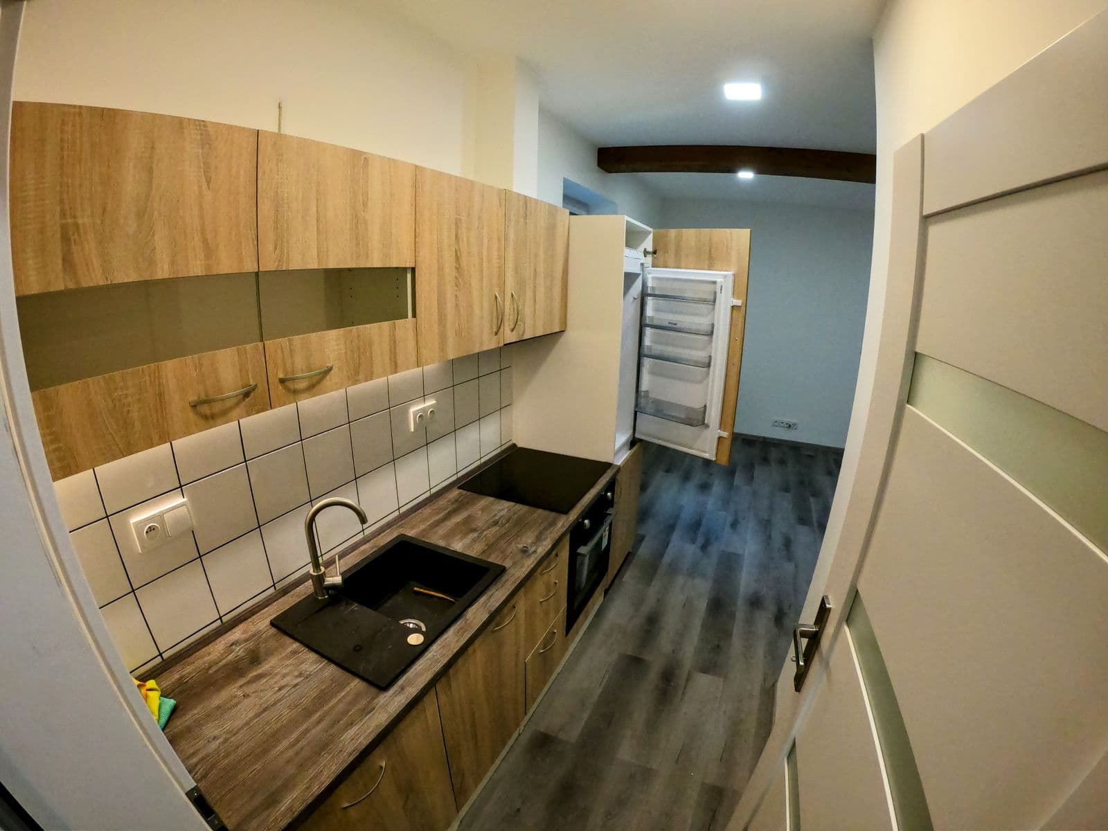 Pronájem bytu 2+kk 37 m², Svárovská, Liberec, Liberecký kraj Pronájem bytu 2+kk 37 m², Svárovská, Liberec, Liberecký kraj