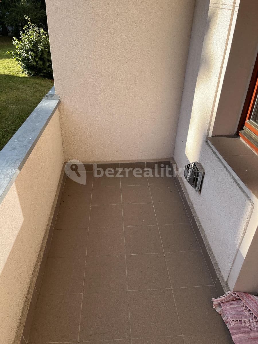 Pronájem bytu 2+1 49 m², Na Vlnovce, Ústí nad Labem, Ústecký kraj Pronájem bytu 2+1 49 m², Na Vlnovce, Ústí nad Labem, Ústecký kraj