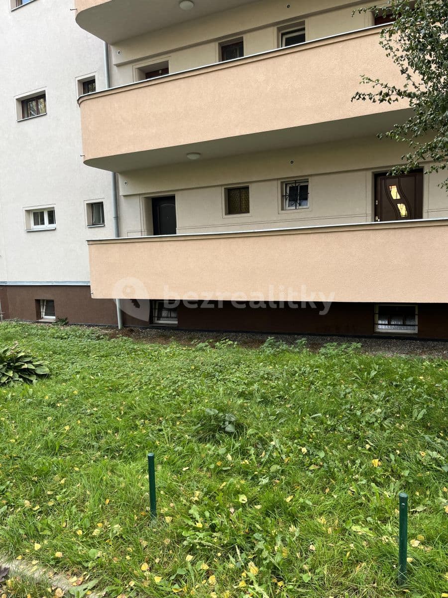Pronájem bytu 2+1 49 m², Na Vlnovce, Ústí nad Labem, Ústecký kraj Pronájem bytu 2+1 49 m², Na Vlnovce, Ústí nad Labem, Ústecký kraj