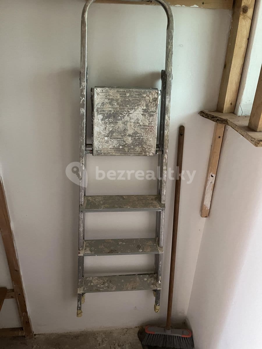 Pronájem bytu 2+1 49 m², Na Vlnovce, Ústí nad Labem, Ústecký kraj Pronájem bytu 2+1 49 m², Na Vlnovce, Ústí nad Labem, Ústecký kraj