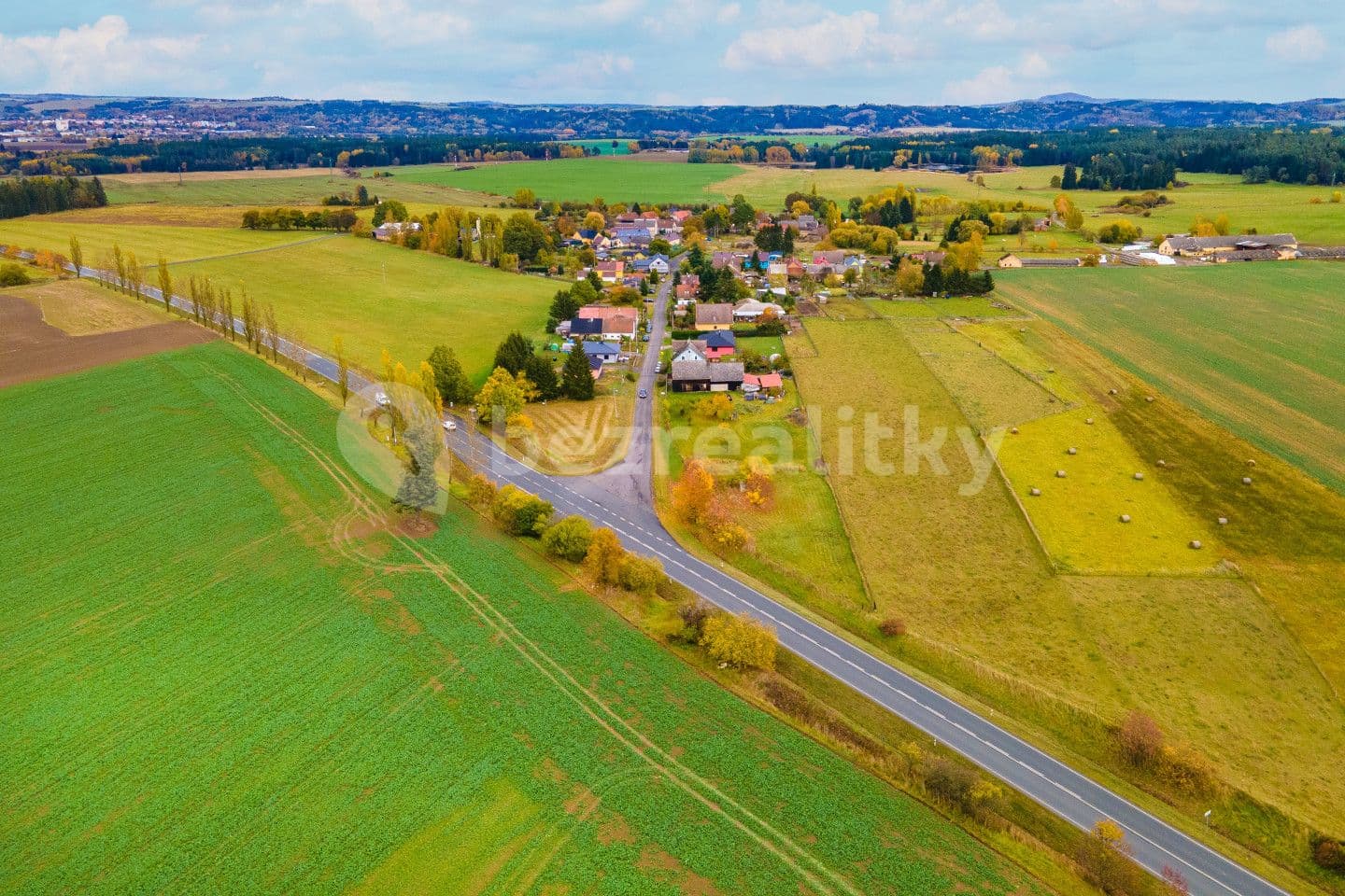 Prodej pozemku 2.000 m², Chodský Újezd, Plzeňský kraj