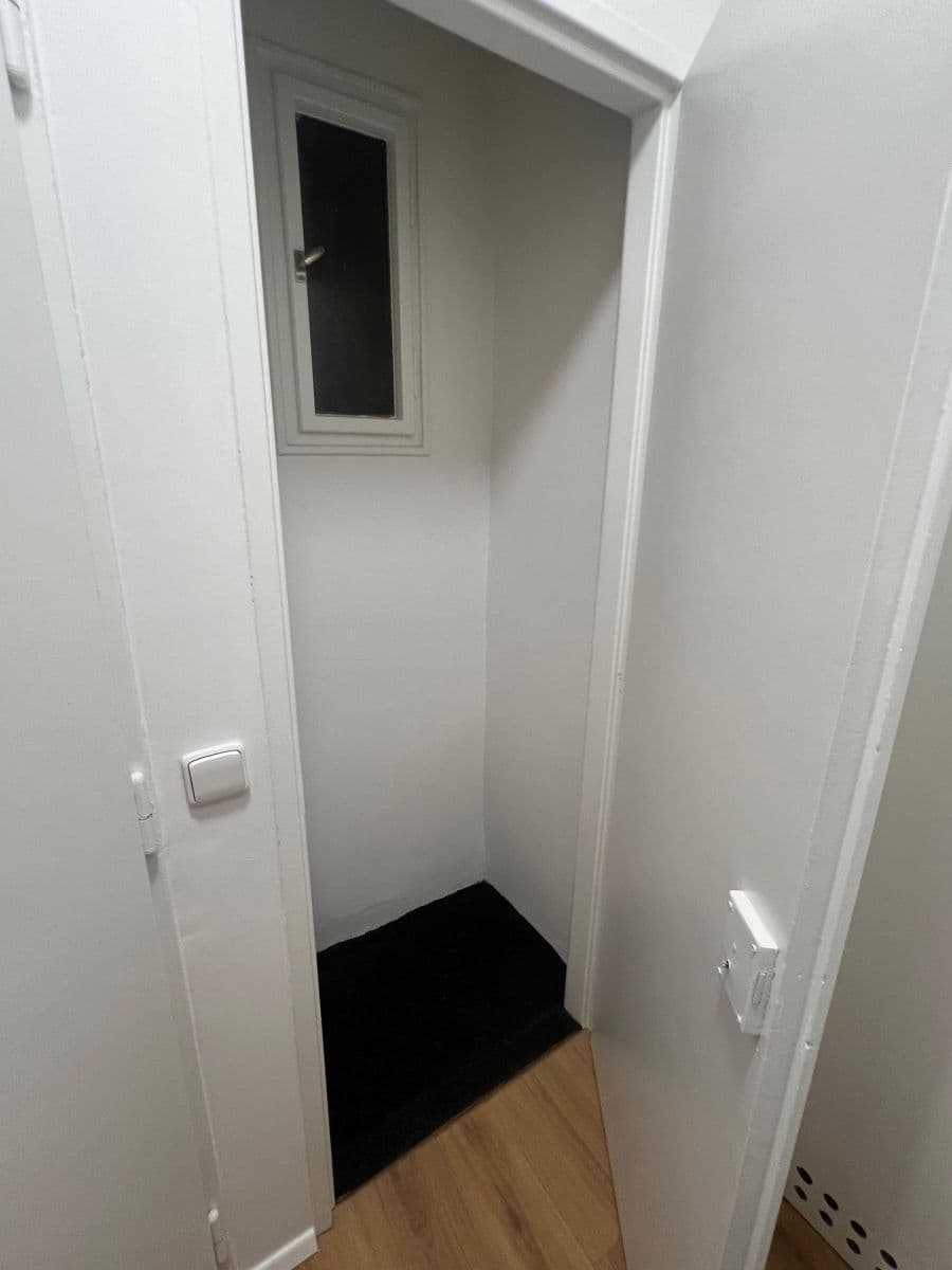 Pronájem bytu 2+kk 46 m², Terronská, Praha, Praha Pronájem bytu 2+kk 46 m², Terronská, Praha, Praha